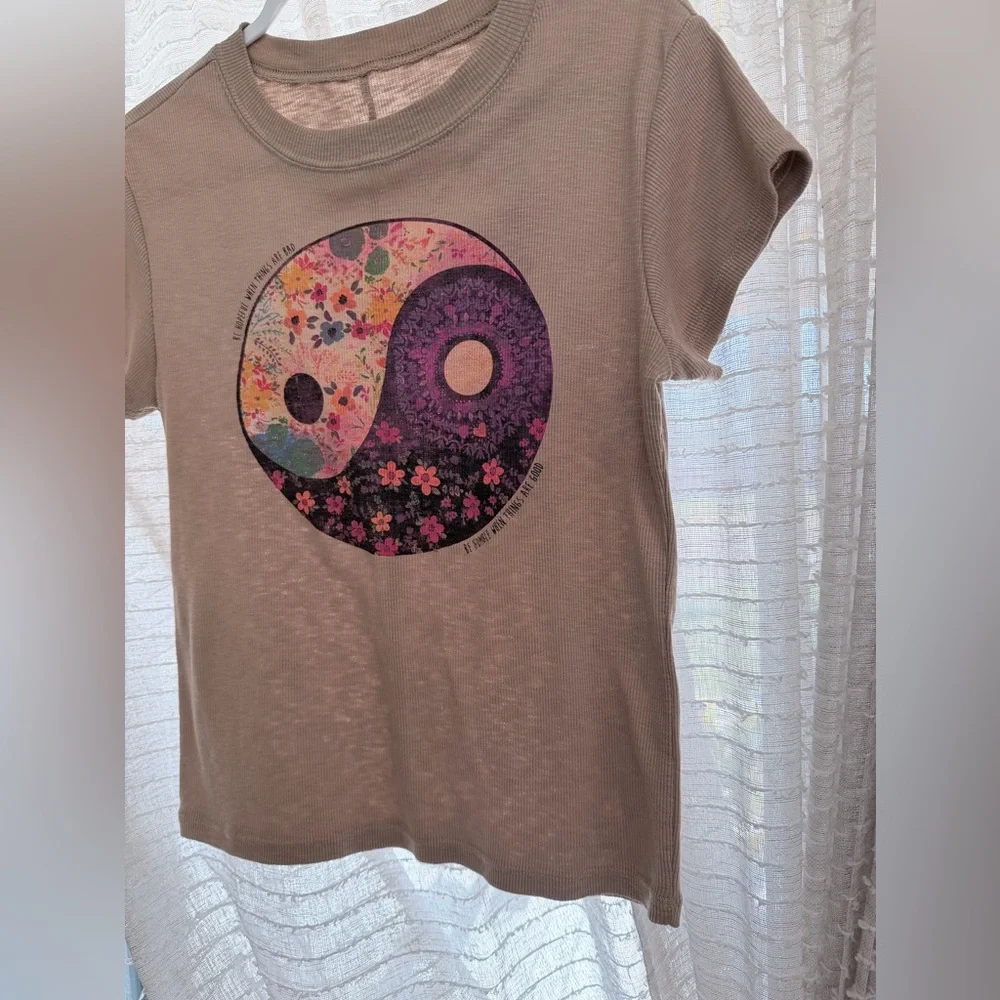 NATURAL LIFE Taupe Short Sleeve Tee with Floral Yin Yang Graphic - Picture 8 of 9